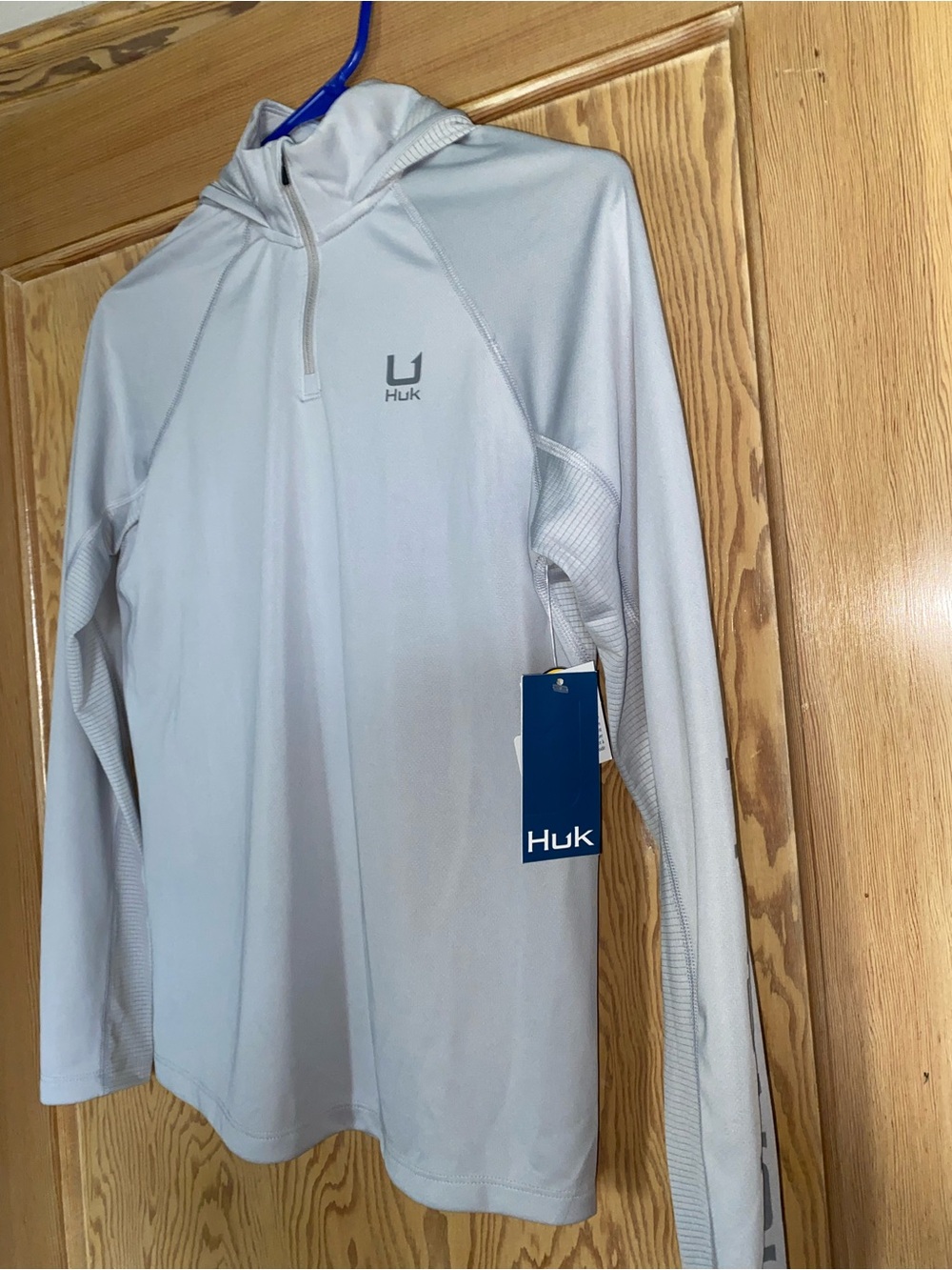Huk Women’s Light Gray Quarter-Zip Hooded Performance Top